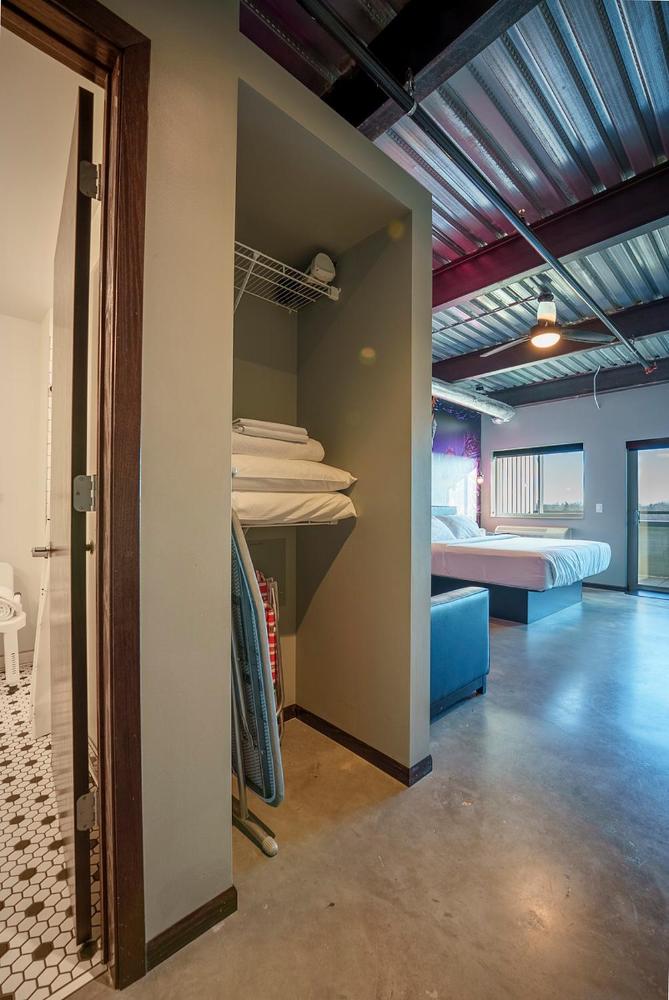 Brewhalla Hotel